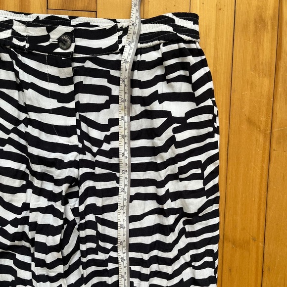 Armani Jeans Black White Zebra Print Wide Leg Pants Women's Size 38 - Picture 3 of 7